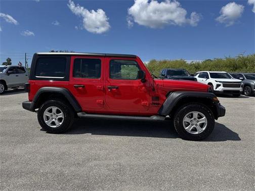 2022 Jeep Wrangler Unlimited Sport