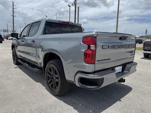 2025 Chevrolet Silverado 1500 Custom