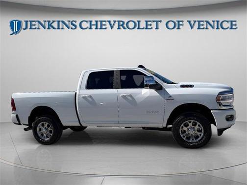 2024 RAM 2500 Laramie Crew Cab 4x4 6'4' Box