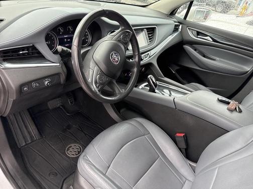 2020 Buick Enclave FWD Essence