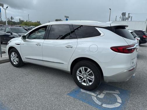 2020 Buick Enclave FWD Essence