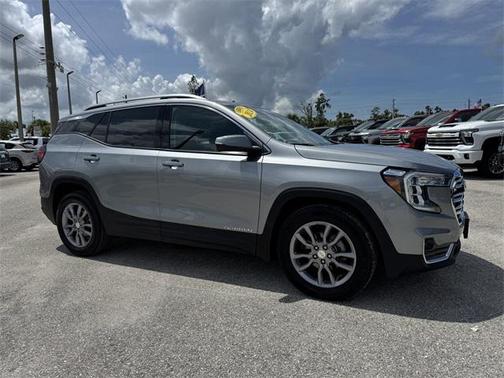 2024 GMC Terrain SLT