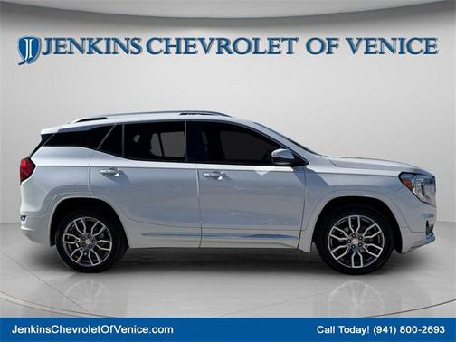 2022 GMC Terrain Denali