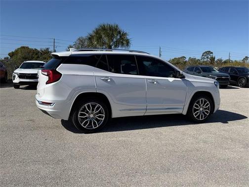 2022 GMC Terrain Denali