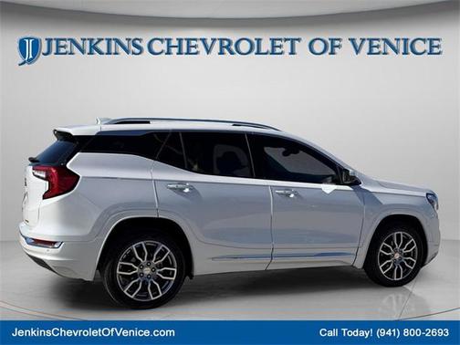 2022 GMC Terrain Denali