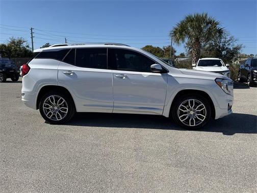 2022 GMC Terrain Denali