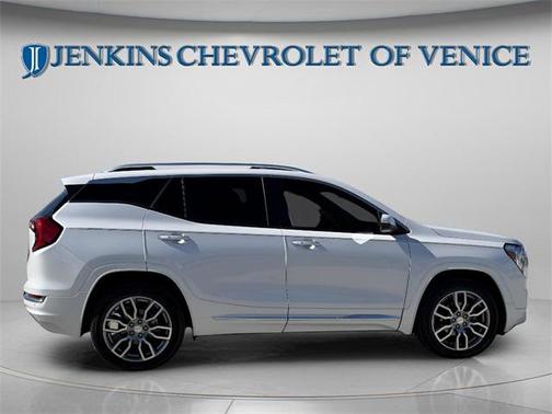 2022 GMC Terrain Denali