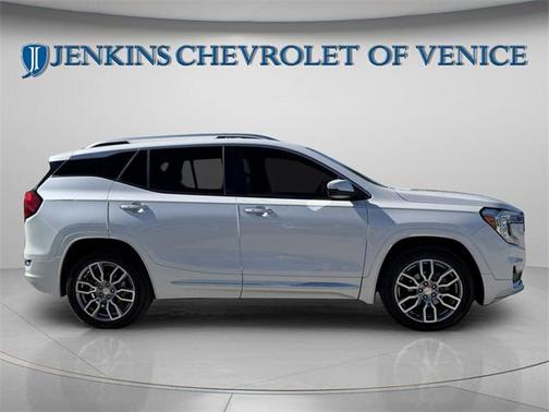 2022 GMC Terrain Denali