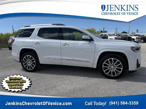 2023 GMC Acadia Denali