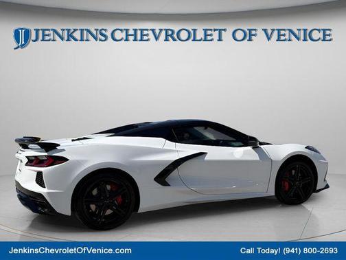 Arctic White 2026 Chevrolet Corvette Stingray w/3LT