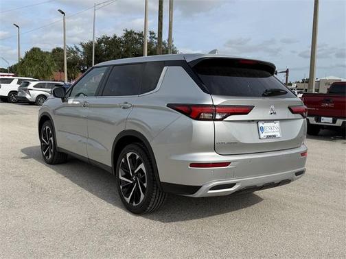 2024 Mitsubishi Outlander SE 2.5 2WD