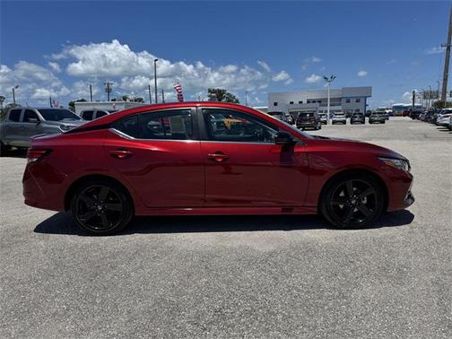 2022 Nissan Sentra SR
