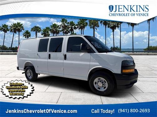 2025 Chevrolet Express 2500 RWD 2500 Regular Wheelbase WT