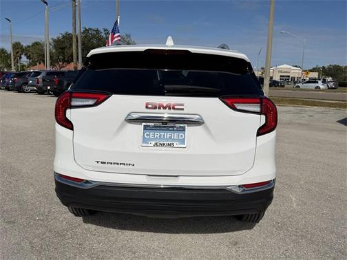 2024 GMC Terrain SLT