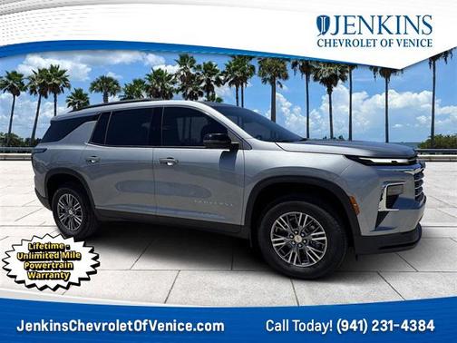 2025 Chevrolet Traverse LT