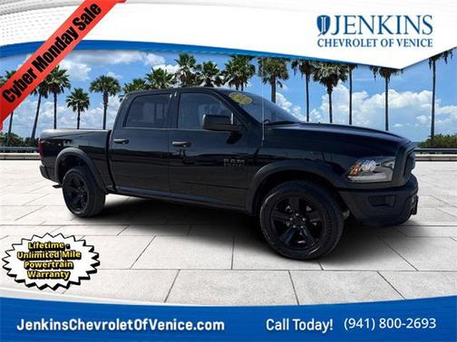 2024 RAM 1500 Classic Warlock Crew Cab 4x4 5'7' Box