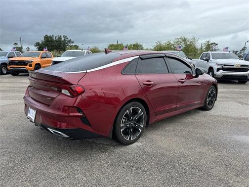 2022 Kia K5 GT-Line