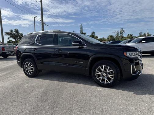 2023 GMC Acadia FWD SLT