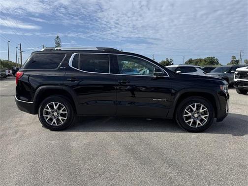 2023 GMC Acadia FWD SLT