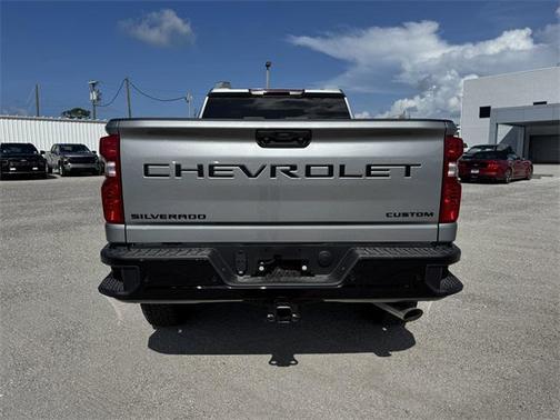 2025 Chevrolet Silverado 2500 Custom