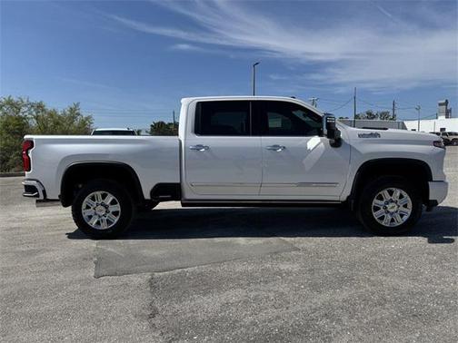2025 Chevrolet Silverado 2500 High Country