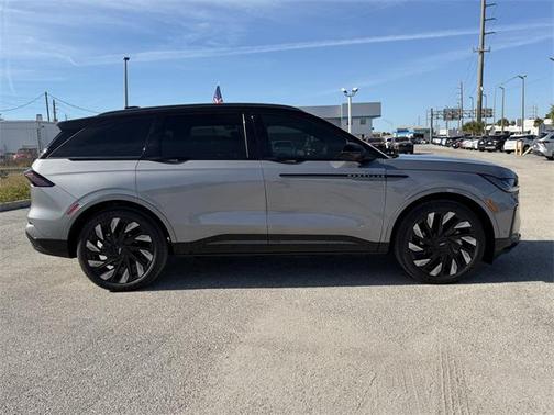 2024 Lincoln Nautilus Reserve