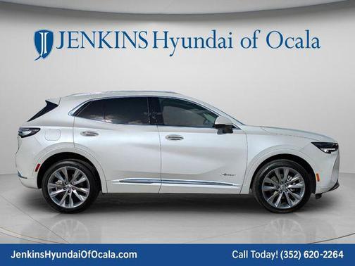 White Frost Tricoat 2023 Buick Envision Avenir FWD