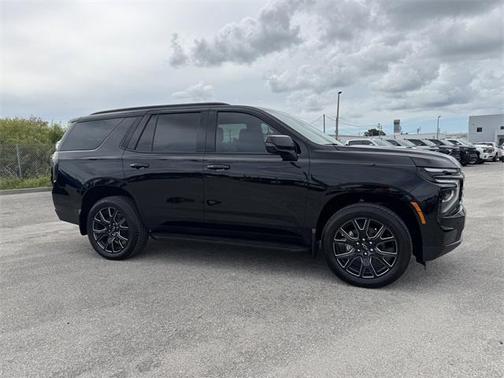 2025 Chevrolet Tahoe 2WD RST