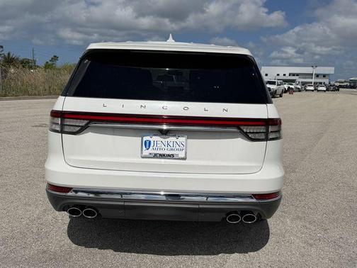 PRISTINE WHITE MET 3C 2023 Lincoln Aviator Reserve AWD