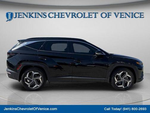 Phantom Black 2023 Hyundai TUCSON Limited