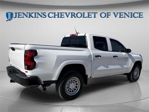 2024 Chevrolet Colorado WT