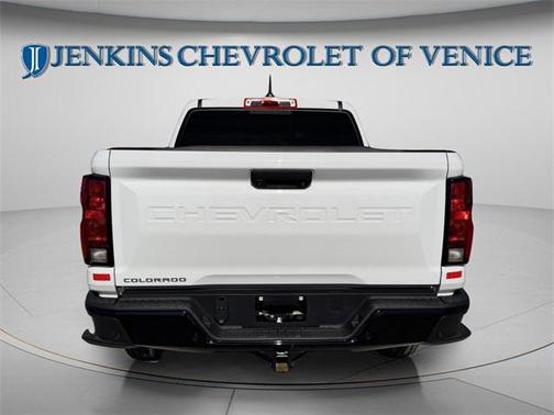 2024 Chevrolet Colorado WT