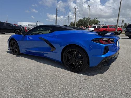 2025 Chevrolet Corvette Stingray w/3LT