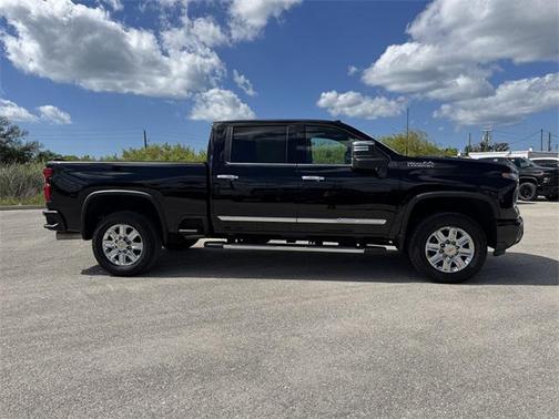 2024 Chevrolet Silverado 3500 High Country