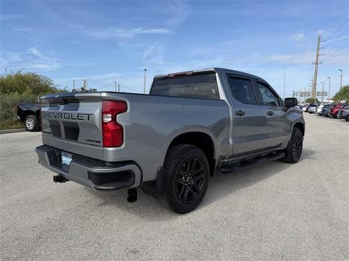 2023 Chevrolet Silverado 1500 Custom