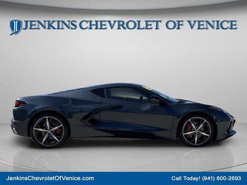 2021 Chevrolet Corvette Stingray w/2LT