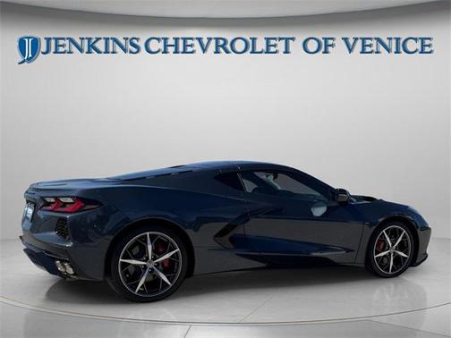 2021 Chevrolet Corvette Stingray w/2LT
