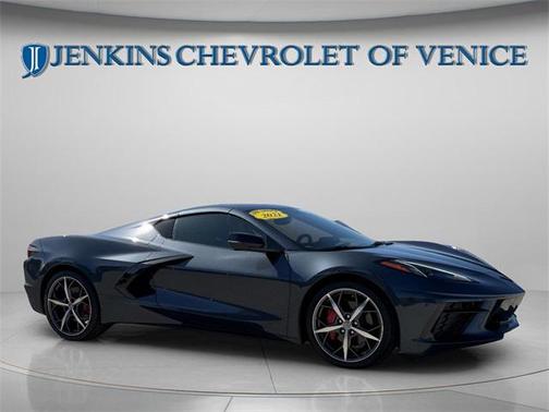 2021 Chevrolet Corvette Stingray w/2LT