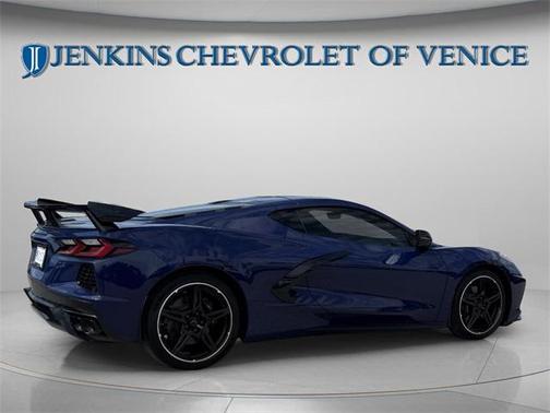 2025 Chevrolet Corvette Stingray w/2LT
