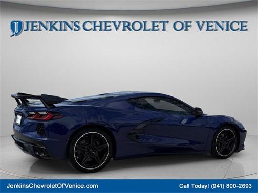 2025 Chevrolet Corvette Stingray w/2LT