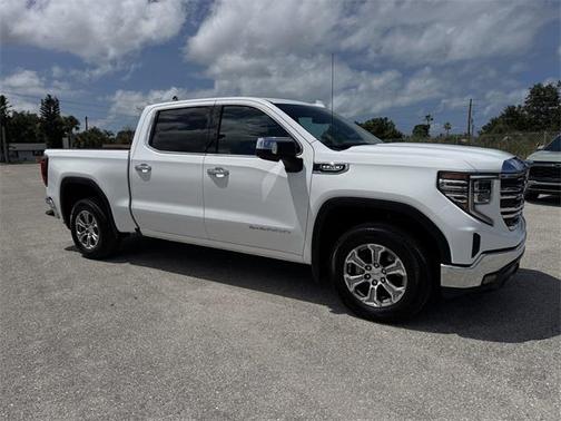 2024 GMC Sierra 1500 SLT