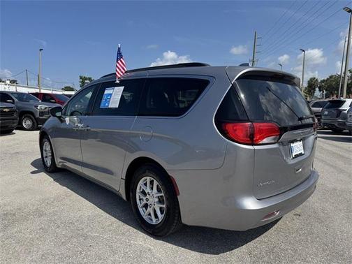 2020 Chrysler Voyager LXI