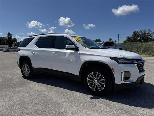 2023 Chevrolet Traverse LT Leather