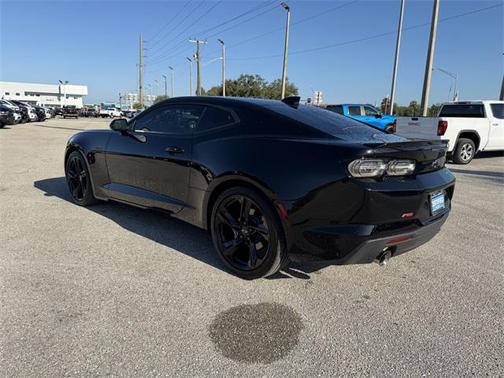 2023 Chevrolet Camaro RWD Coupe LT1