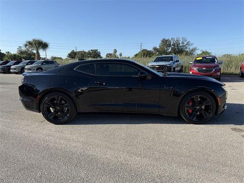 2023 Chevrolet Camaro RWD Coupe LT1