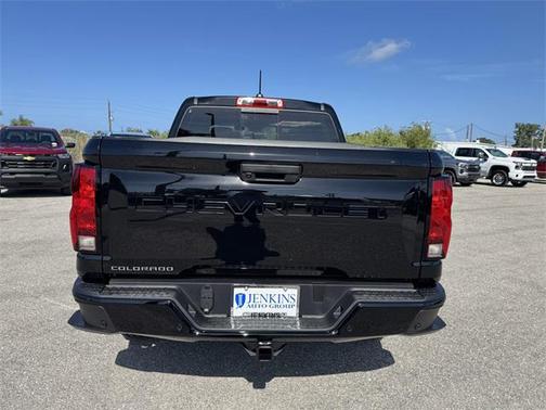 2025 Chevrolet Colorado WT