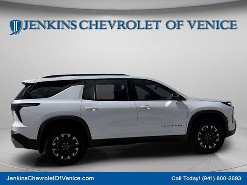 Polar White Tricoat 2026 Chevrolet Traverse AWD Z71