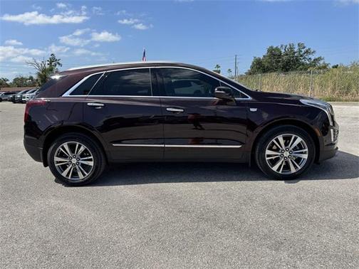 2021 Cadillac XT5 Premium Luxury