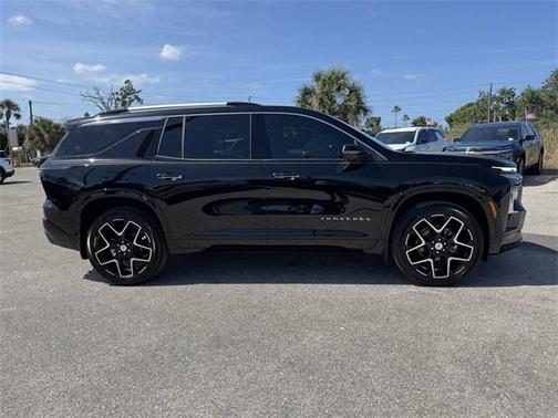 2025 Chevrolet Traverse High Country