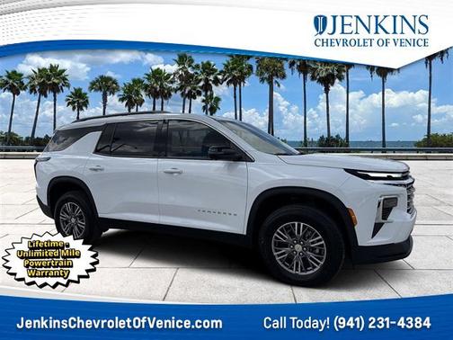 2025 Chevrolet Traverse LT